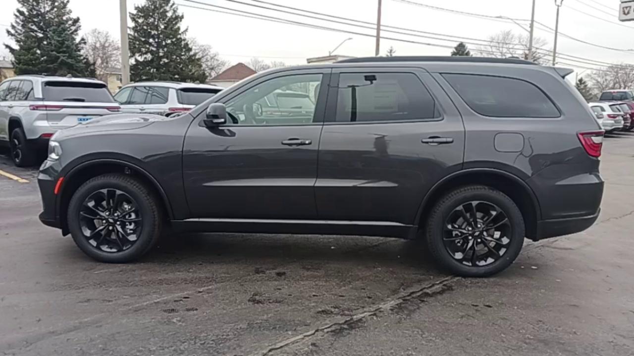 2024 Dodge Durango BLACKTOP PACKAGE / HEATED VENTILATED SEATS /  NAV Photo4