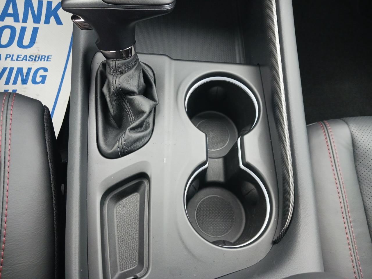 2024 Dodge Durango BLACKTOP PACKAGE / HEATED VENTILATED SEATS /  NAV Photo