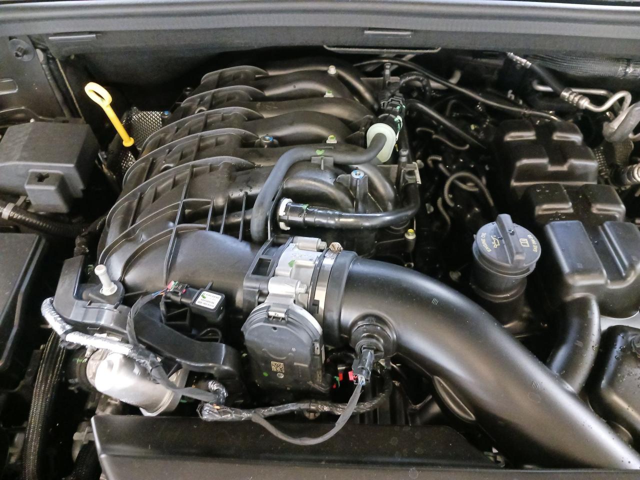 2024 Dodge Durango BLACKTOP PACKAGE / HEATED VENTILATED SEATS /  NAV Photo