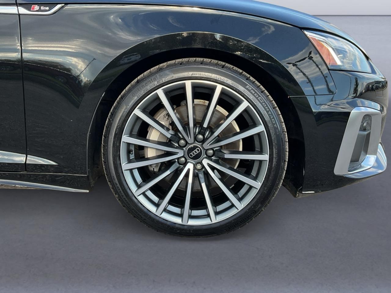 2024 Audi A5 Sportback 2.0T Technik! S-Line Spotback! Great kms! Photo