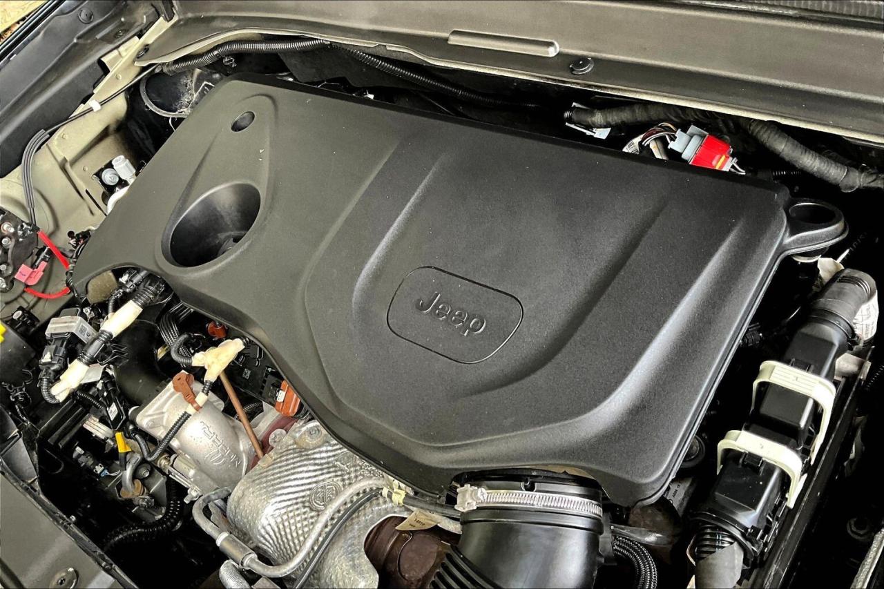 2019 Jeep Renegade Trailhawk | Heated Leather | Open Air Roof | 4X4 Photo