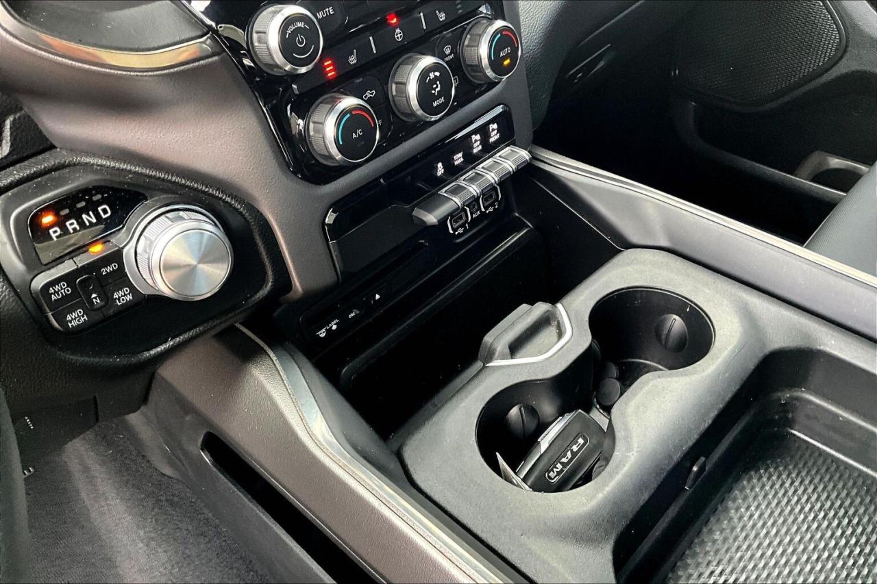 2019 RAM 1500 Sport Crew | 8.4 Screen Alpine | Side Steps | 4X4 Photo