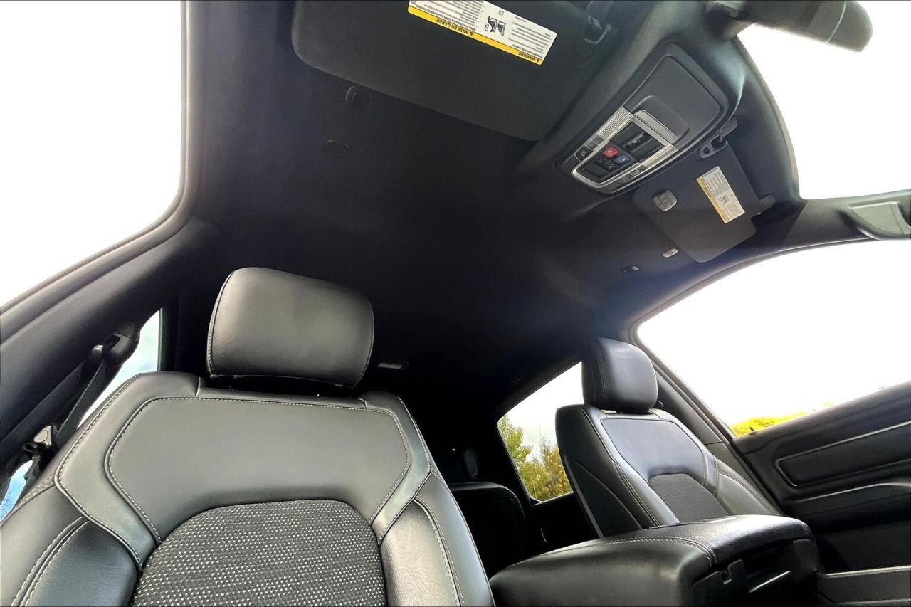 2019 RAM 1500 Sport Crew | 8.4 Screen Alpine | Side Steps | 4X4 Photo