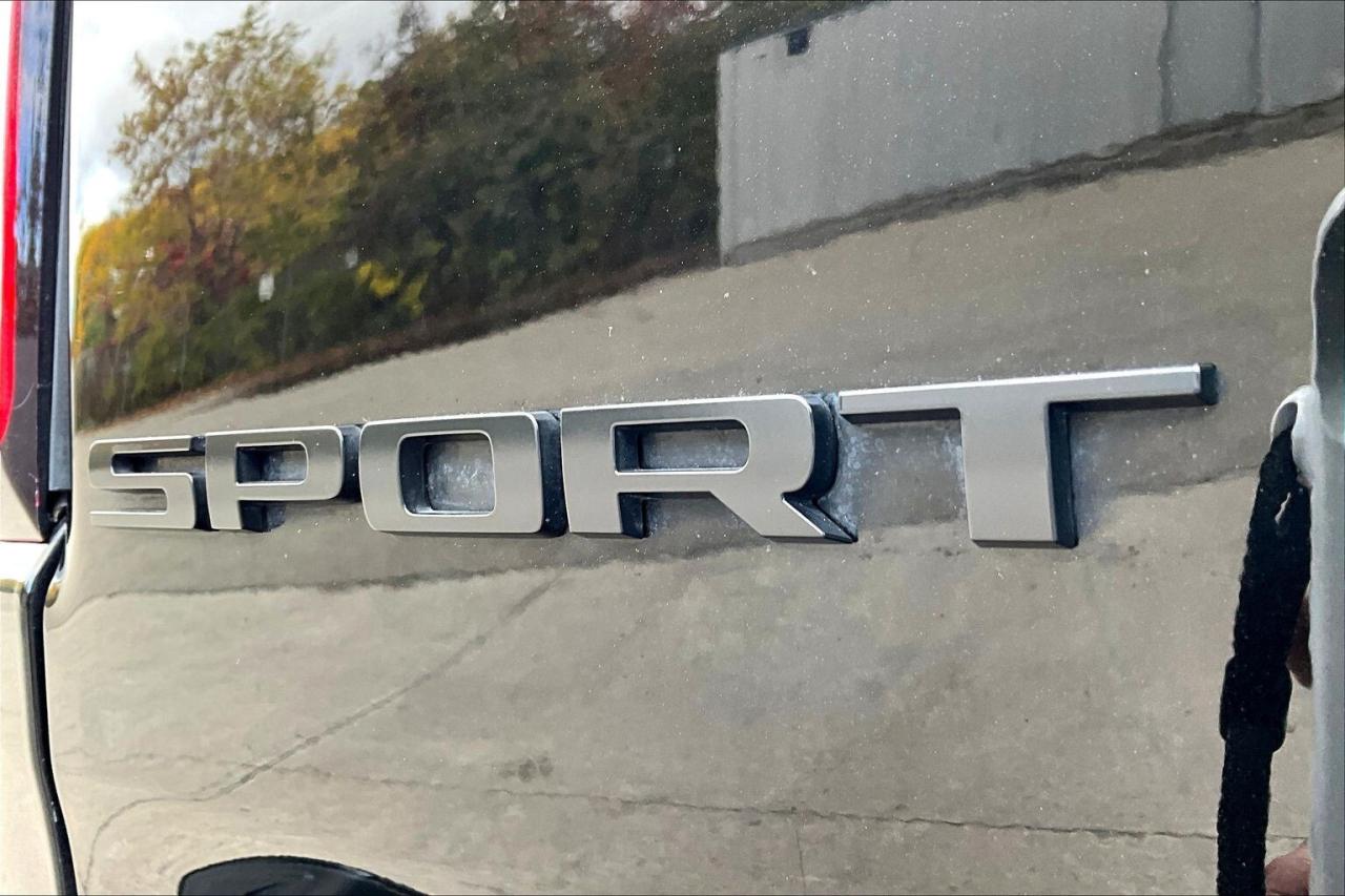 2019 RAM 1500 Sport Crew | 8.4 Screen Alpine | Side Steps | 4X4 Photo