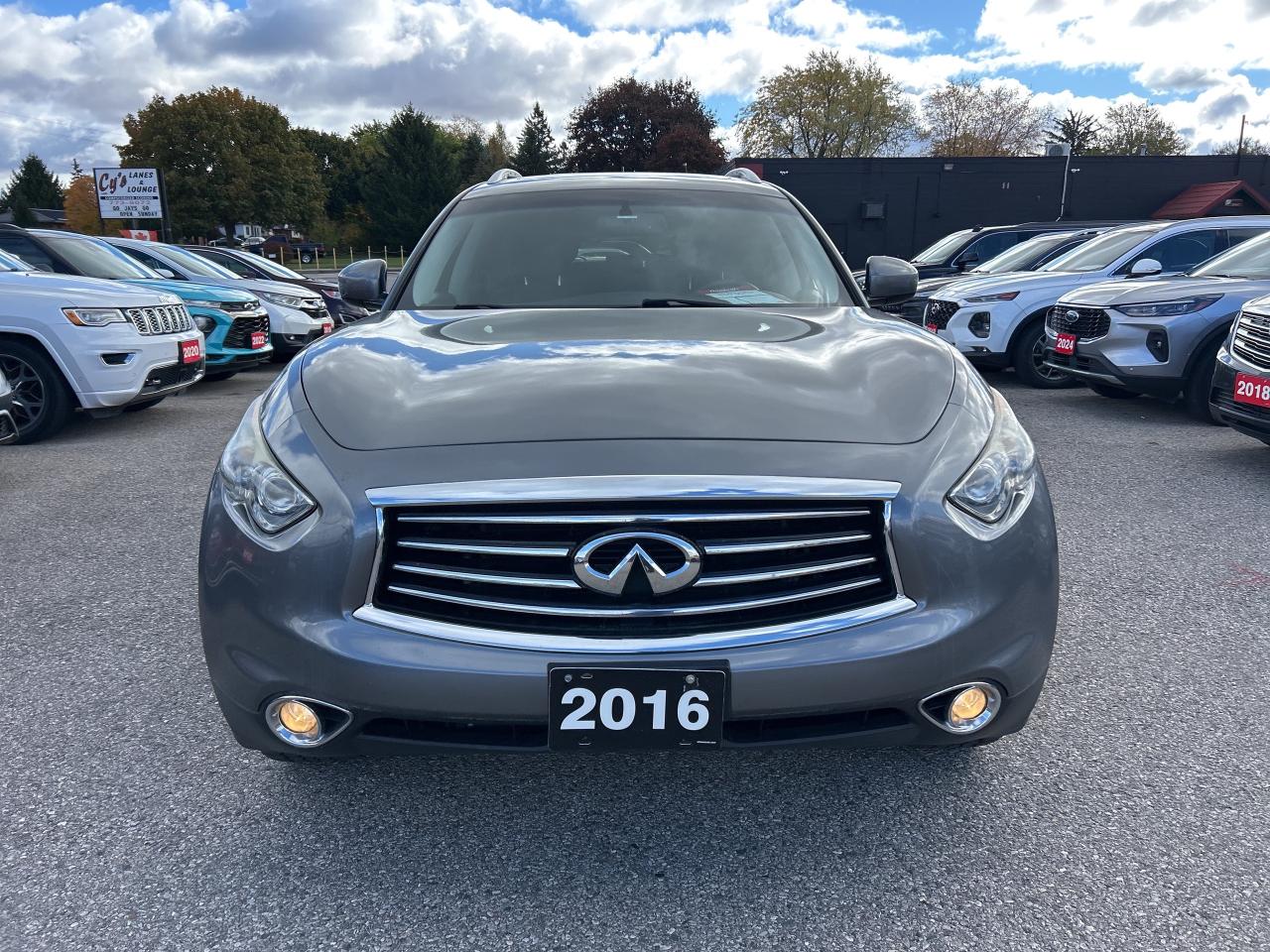 2016 Infiniti QX70 AWD, CLEAN CARFAX, BACK UP CAM, SUNROOF, LEATHER! - Photo #3