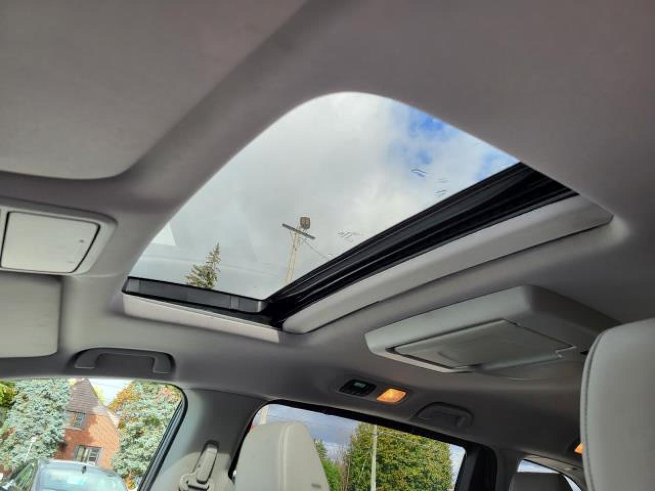 2019 Honda Odyssey EX-L Photo19
