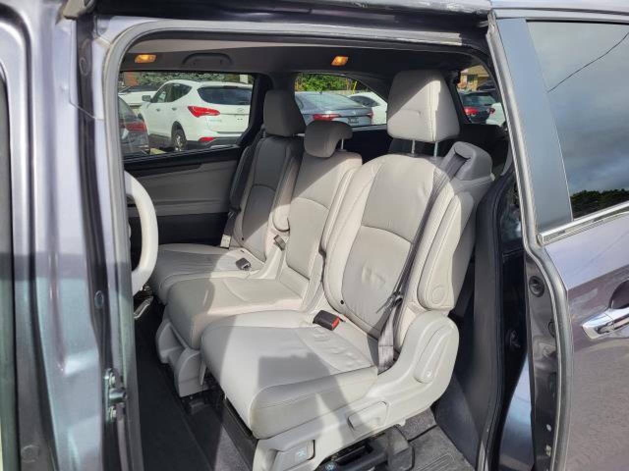 2019 Honda Odyssey EX-L Photo47