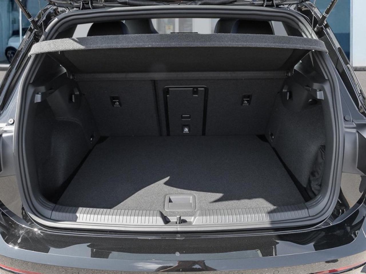 2026 Volkswagen Golf R Black Edition  -  HUD -  Navigation Photo