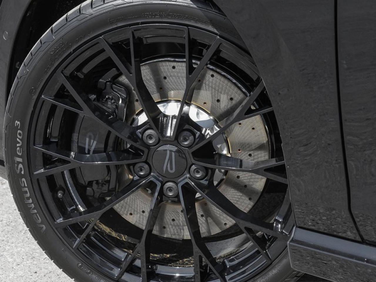 2026 Volkswagen Golf R Black Edition  -  HUD -  Navigation Photo