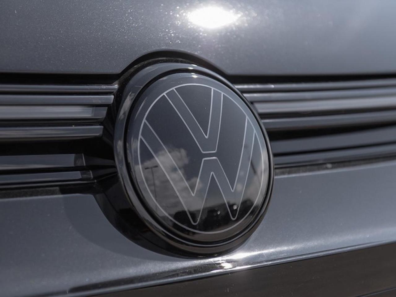 2026 Volkswagen Golf R Black Edition  -  HUD -  Navigation Photo