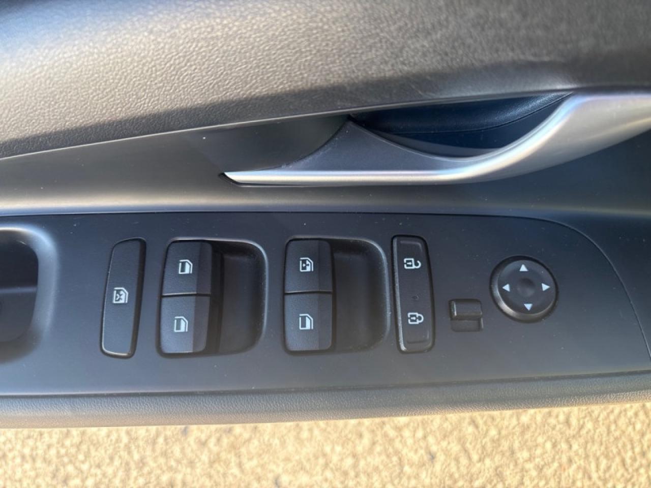 2023 Hyundai Elantra Preferred  -  Heated Seats Photo