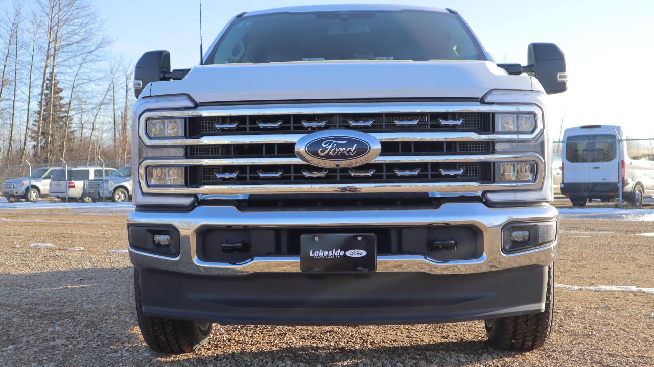 2026 Ford F-350 Super Duty SRW XLT Photo