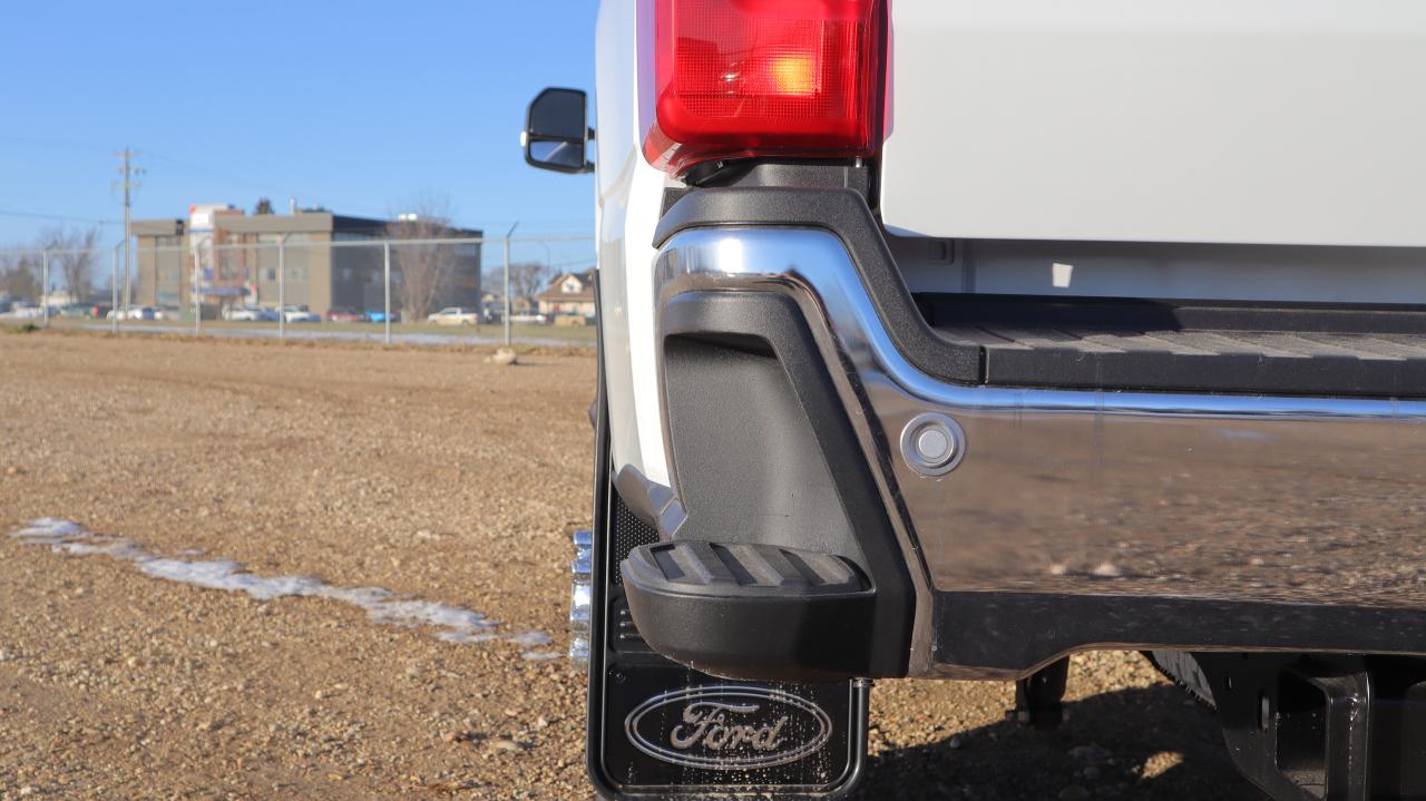 2026 Ford F-350 Super Duty SRW XLT Photo5