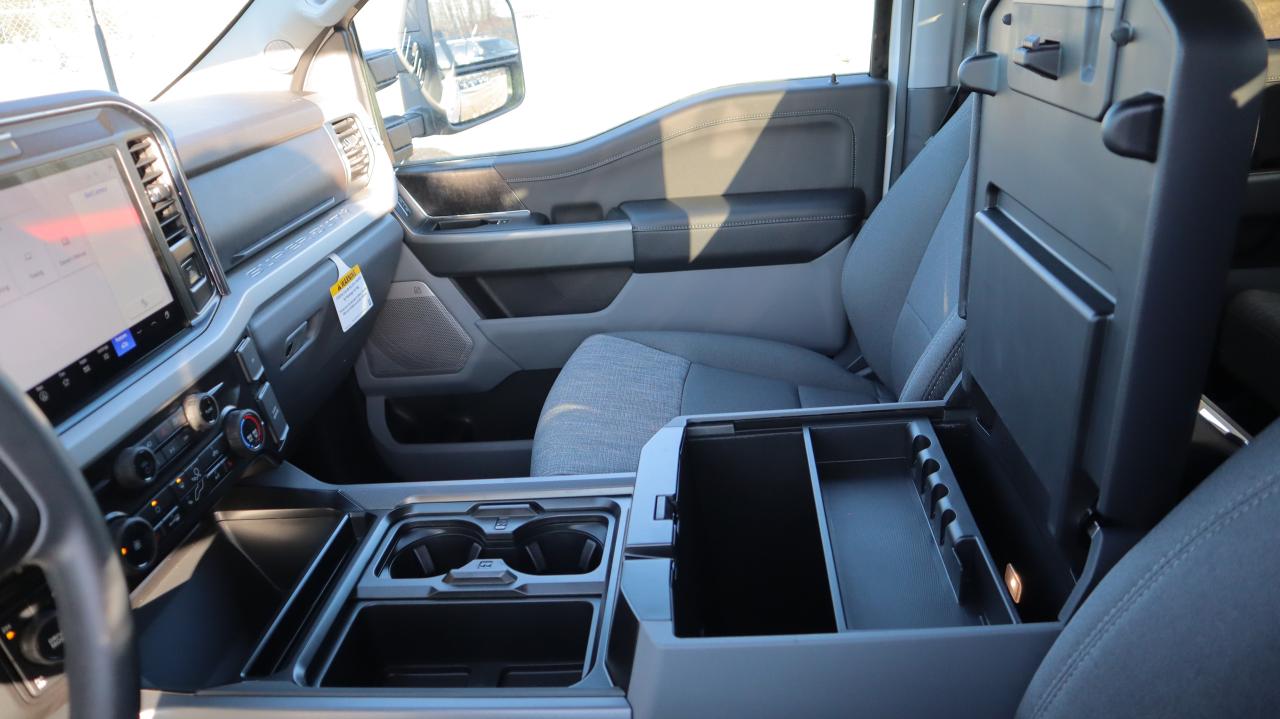 2026 Ford F-350 Super Duty SRW XLT Photo5