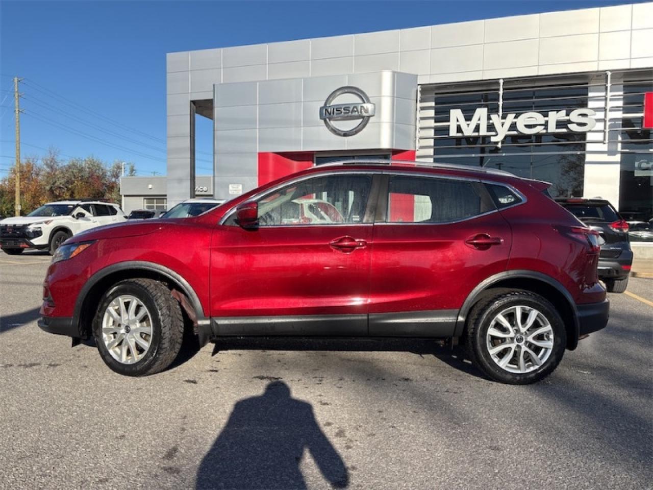 2020 Nissan Qashqai AWD SV  One Owner Lease Return Photo