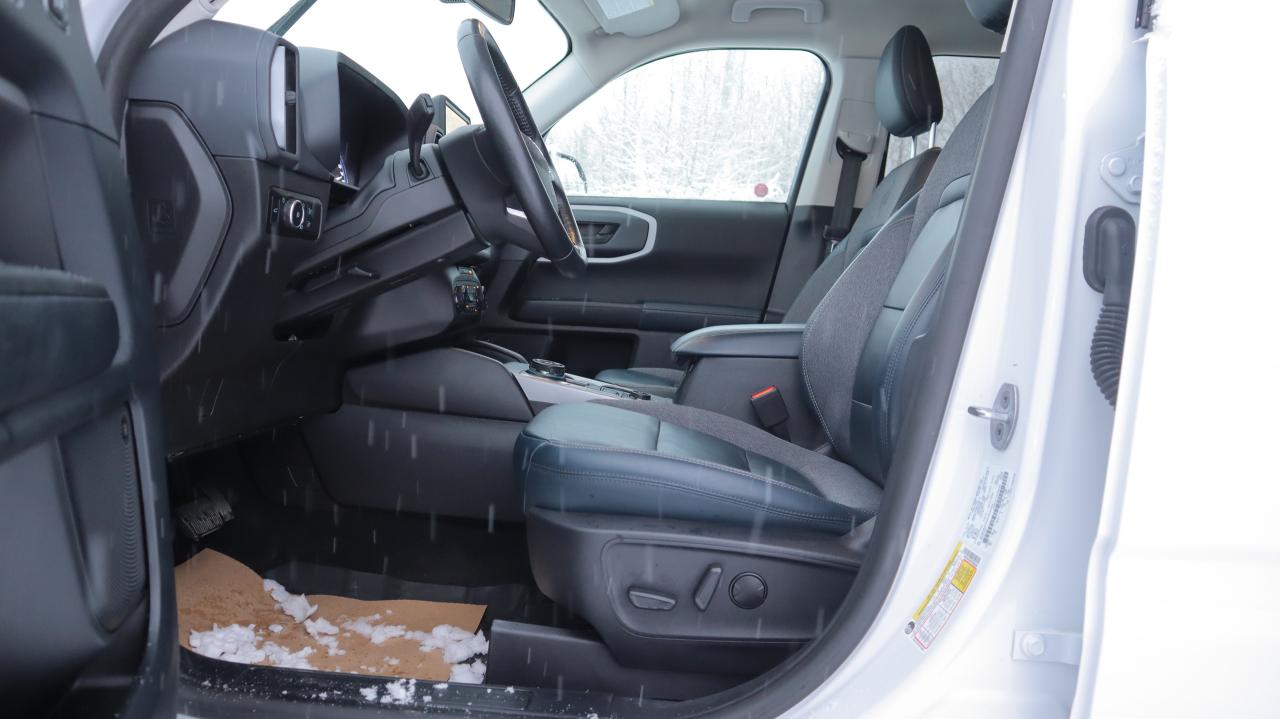 2023 Ford Bronco Sport Outer Banks Photo5