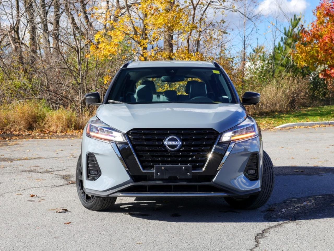 2024 Nissan Kicks SR  - $174 B/W Photo4