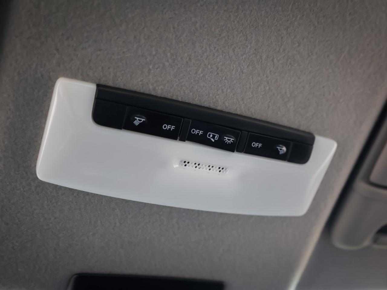 2024 Nissan Kicks SR  - $139 B/W Photo