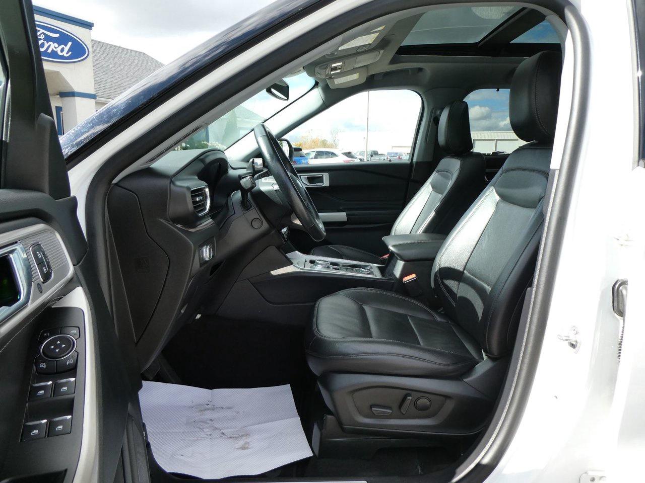 2022 Ford Explorer Limited Limited Photo