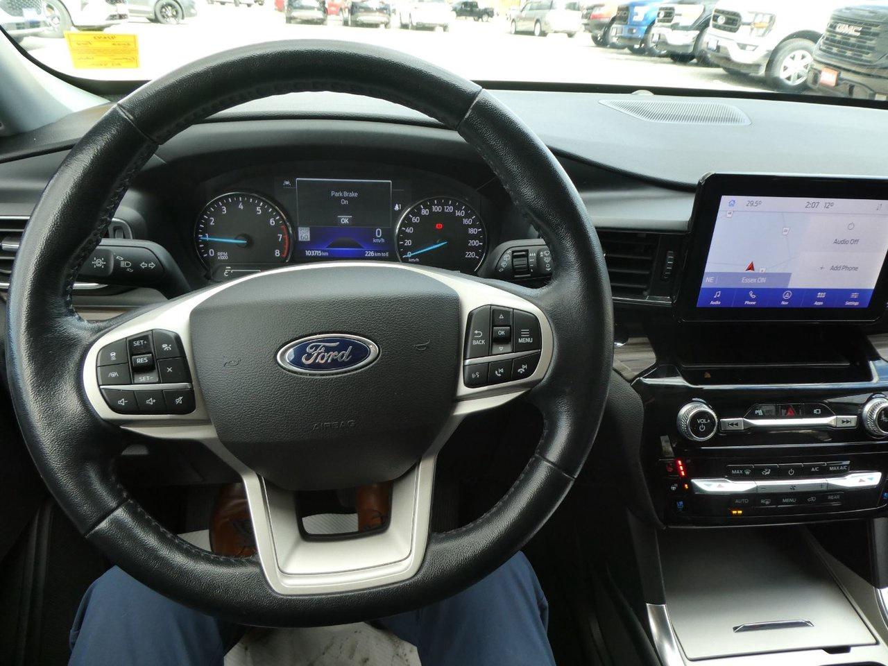 2022 Ford Explorer LIMITED Photo