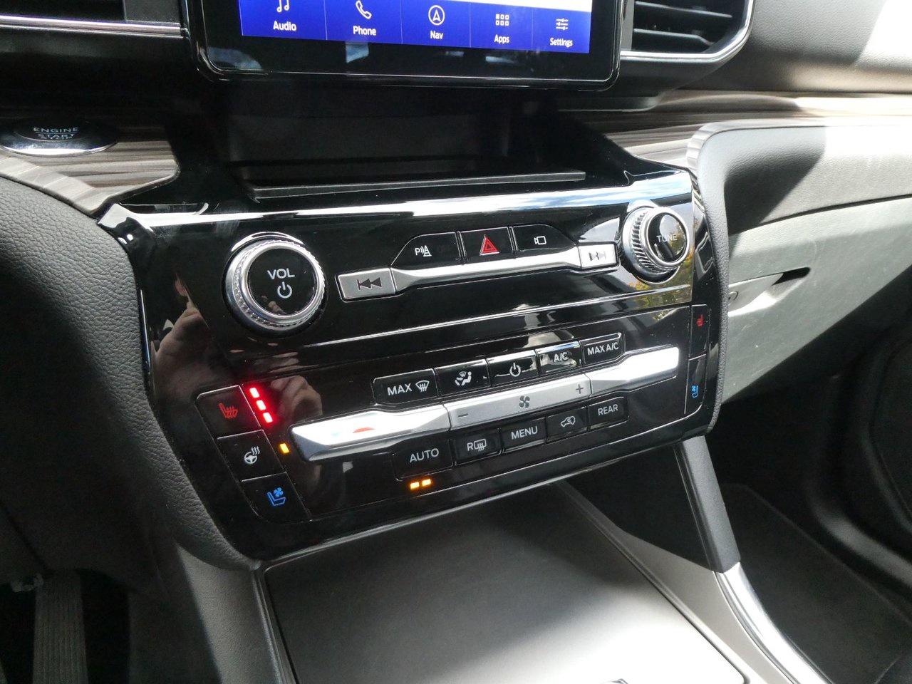 2022 Ford Explorer LIMITED Photo