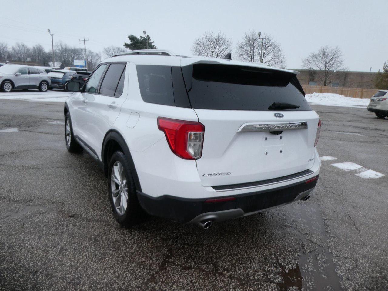 2022 Ford Explorer LIMITED Photo