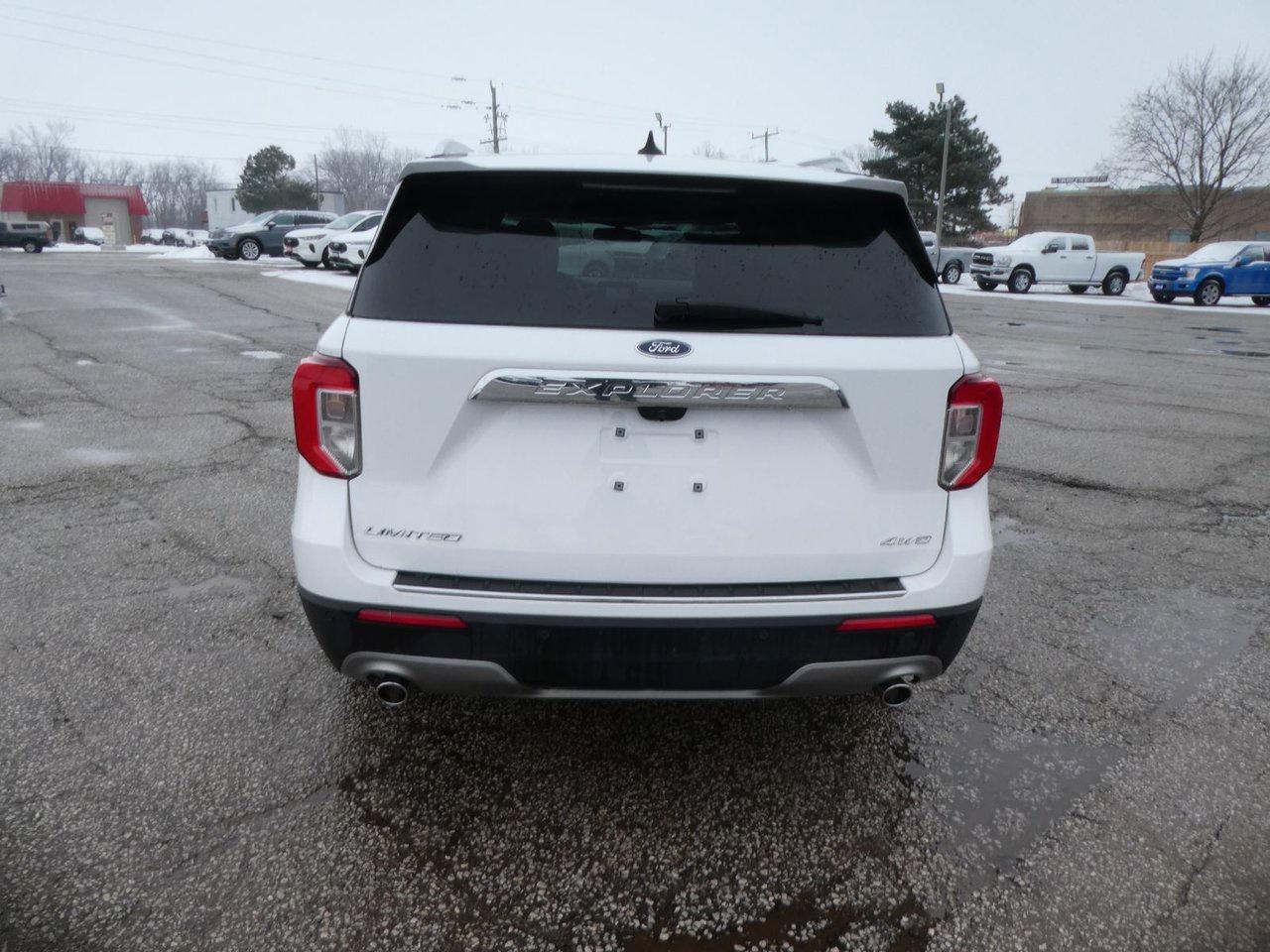 2022 Ford Explorer LIMITED Photo