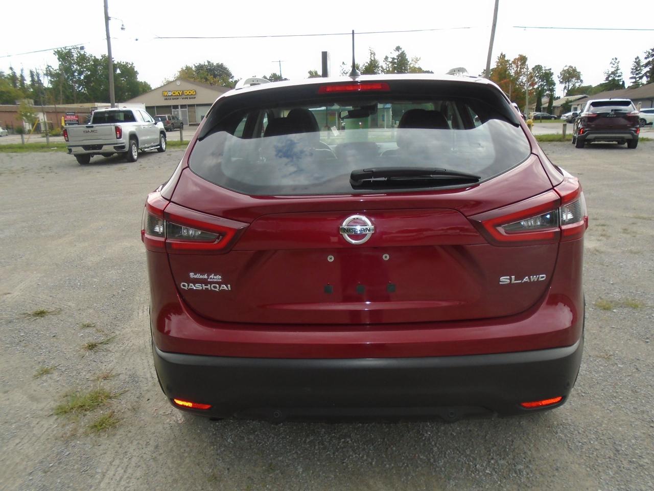 2023 Nissan Qashqai SL AWD Photo2