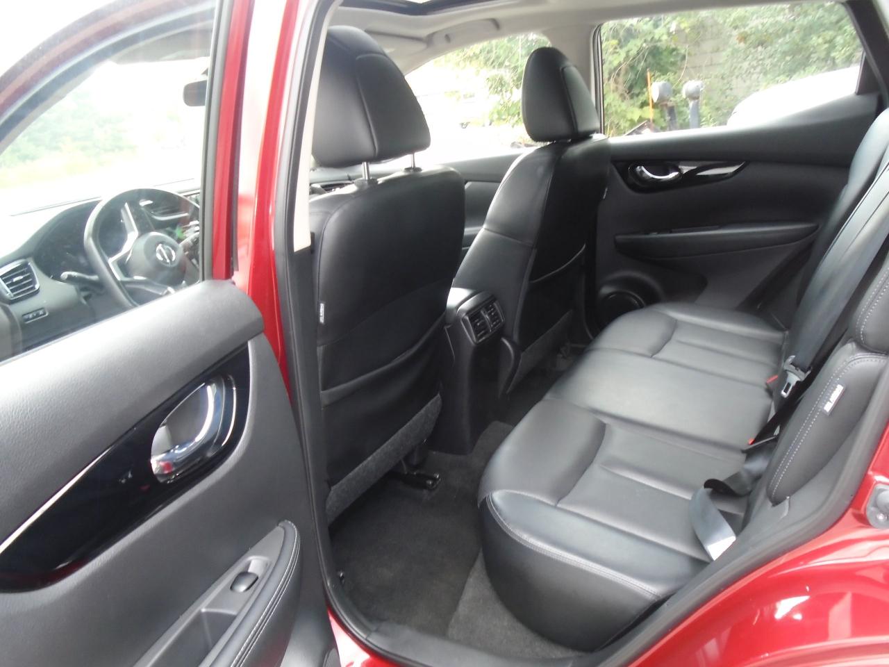 2023 Nissan Qashqai SL AWD Photo4