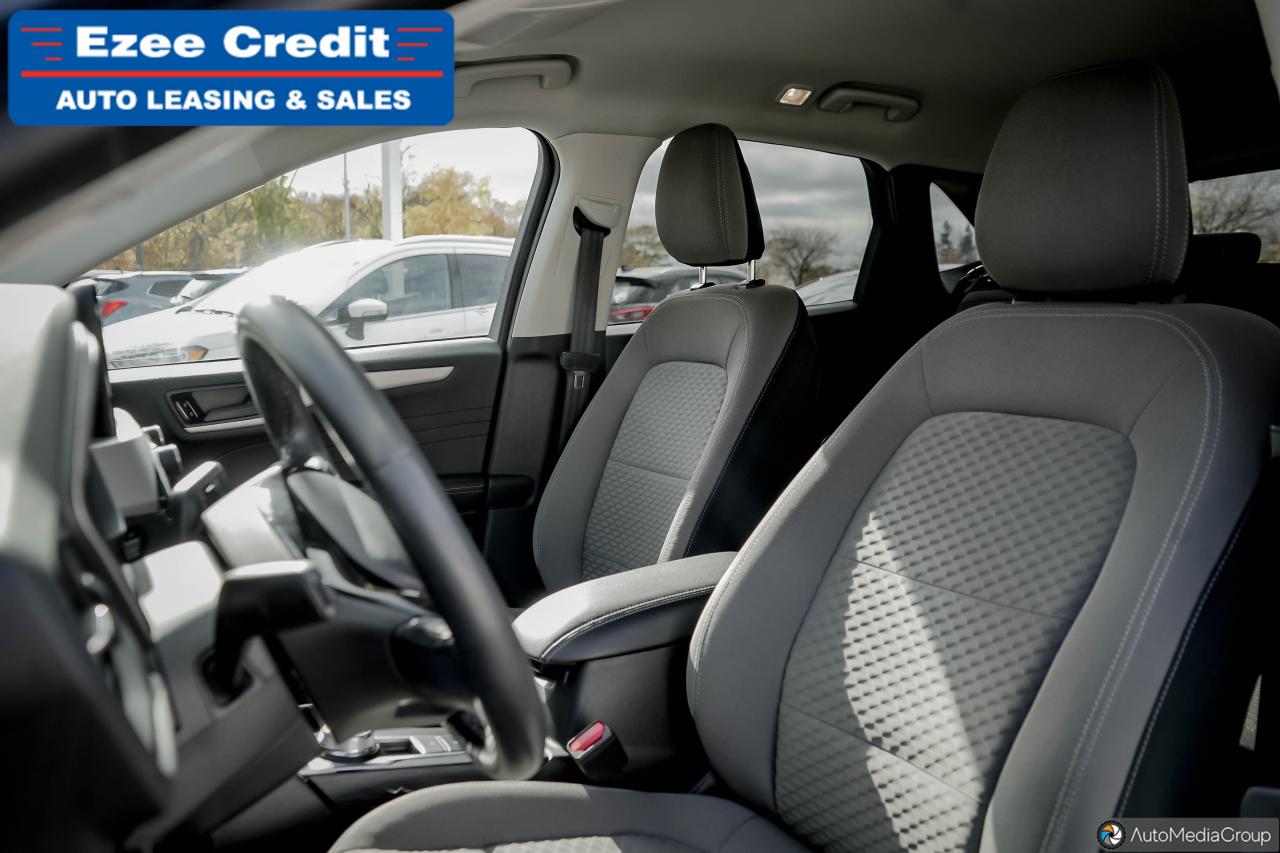 2022 Ford Escape SE Photo43