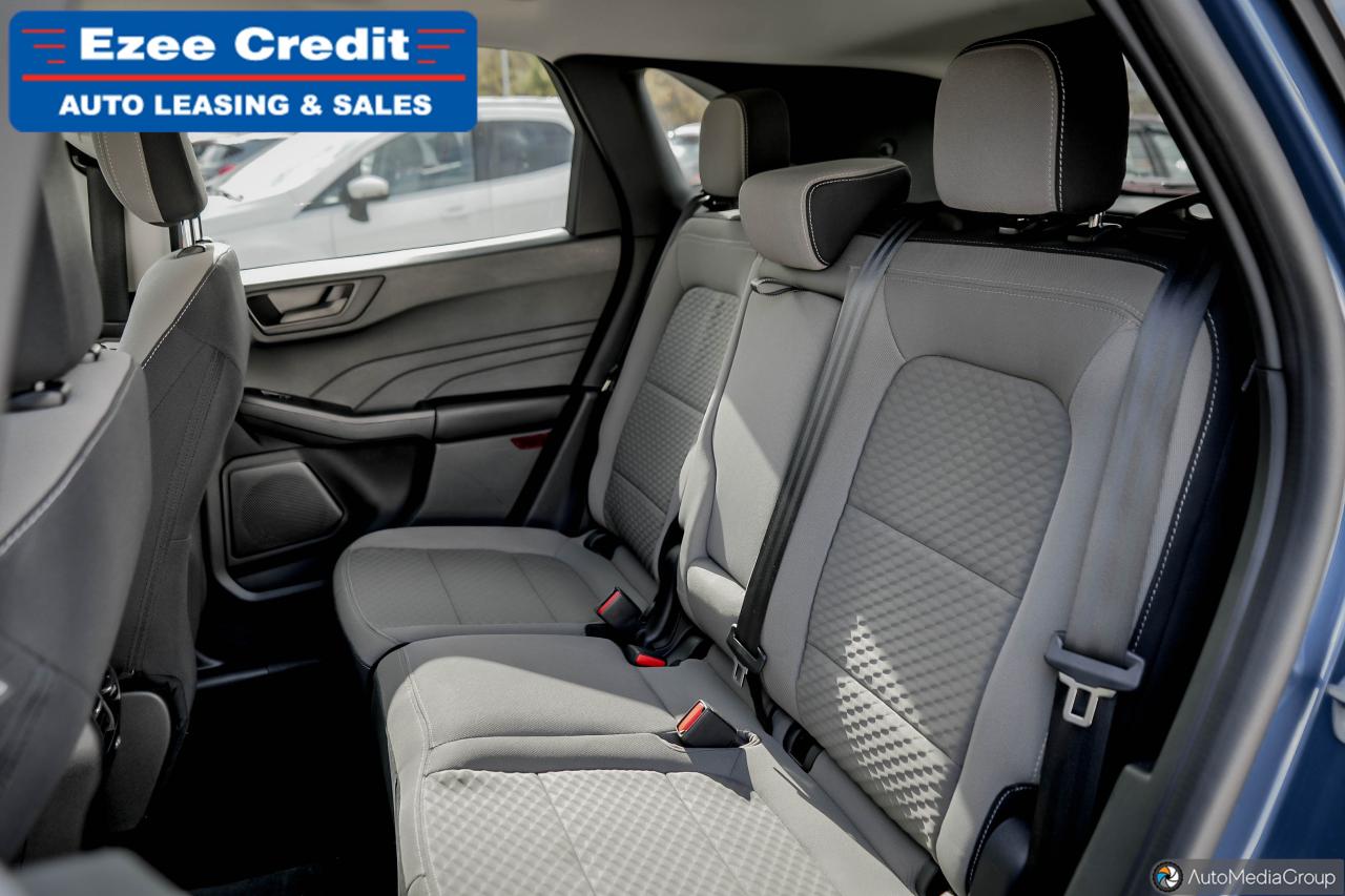 2022 Ford Escape SE Photo44