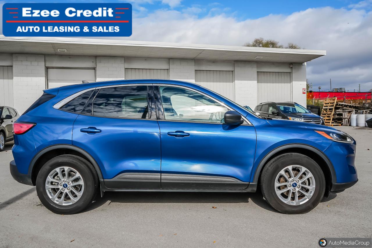 2022 Ford Escape SE Photo33