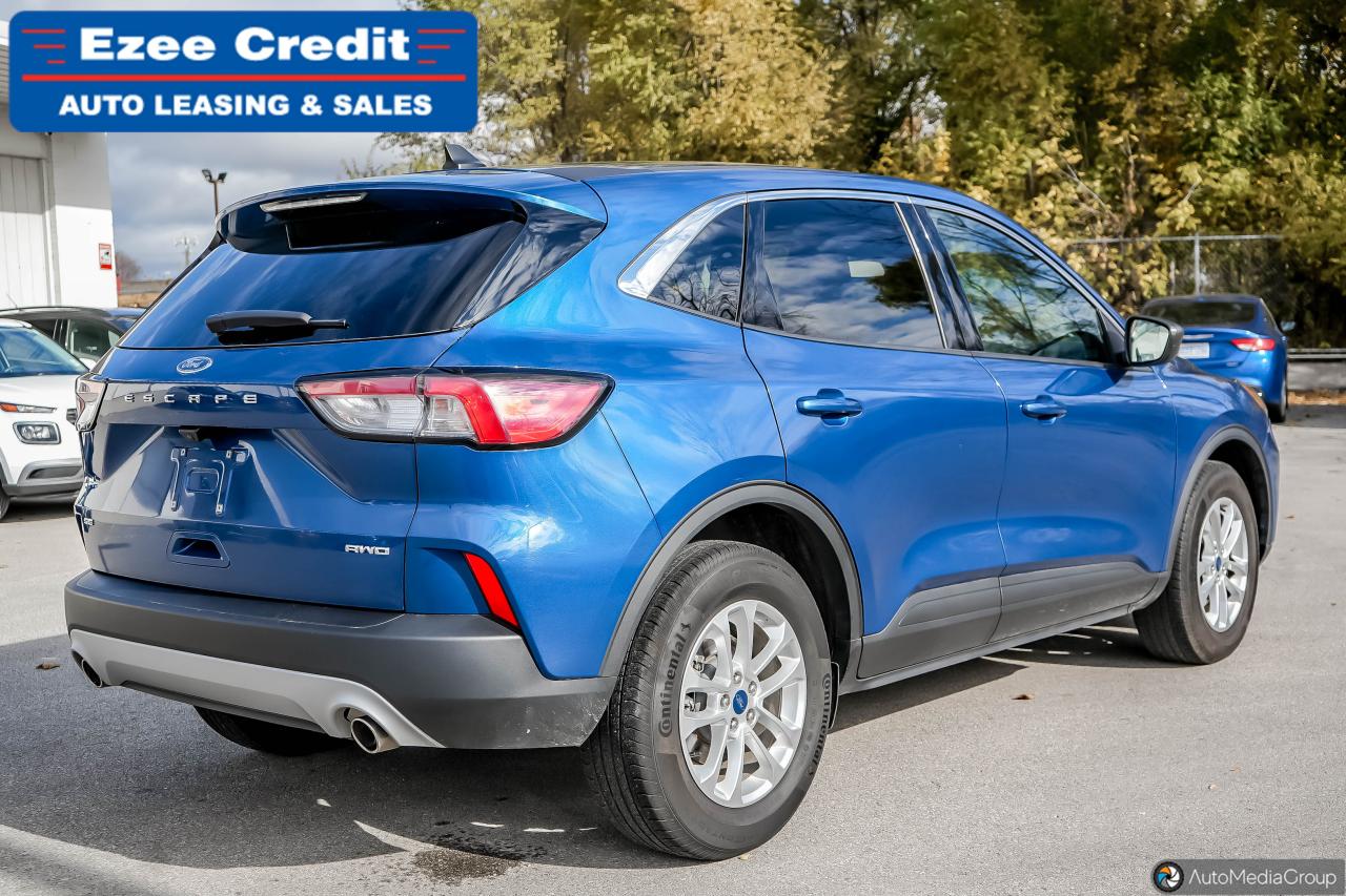 2022 Ford Escape SE Photo4