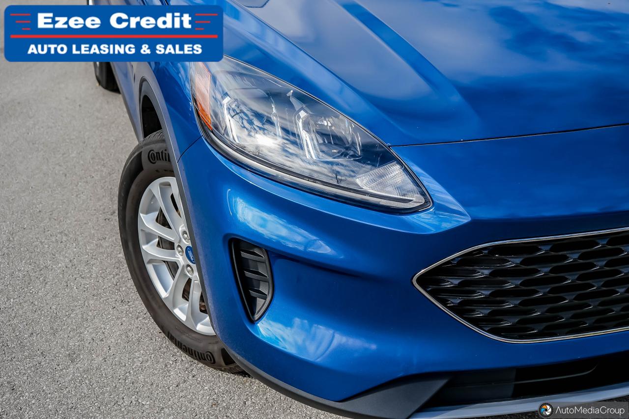 2022 Ford Escape SE Photo32