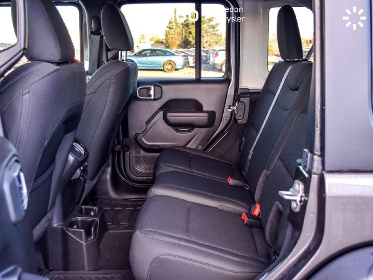 2022 Jeep Wrangler Unlimited Sport Freedom Top Navigation R-Start Apple Carplay Photo