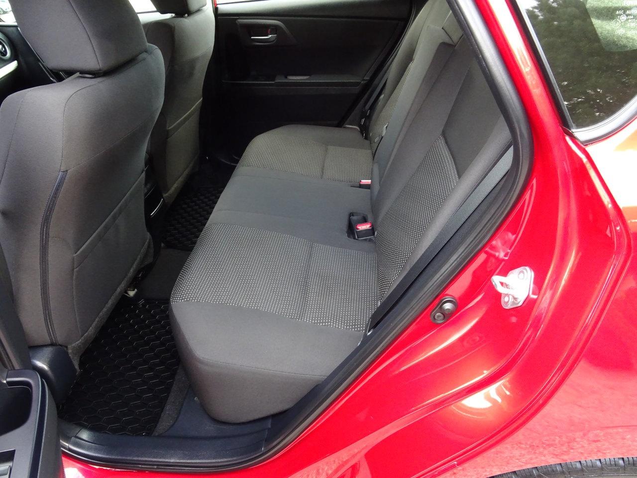 2016 Scion iM IM - Photo #9