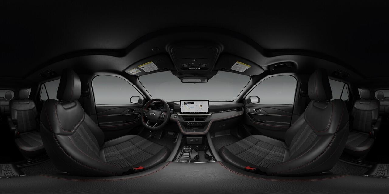 2026 Ford Explorer ST-Line Photo