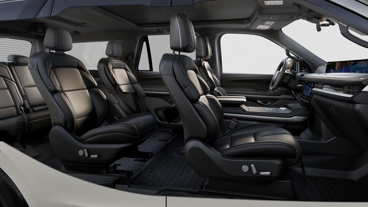 2025 Lincoln Navigator Reserve Photo