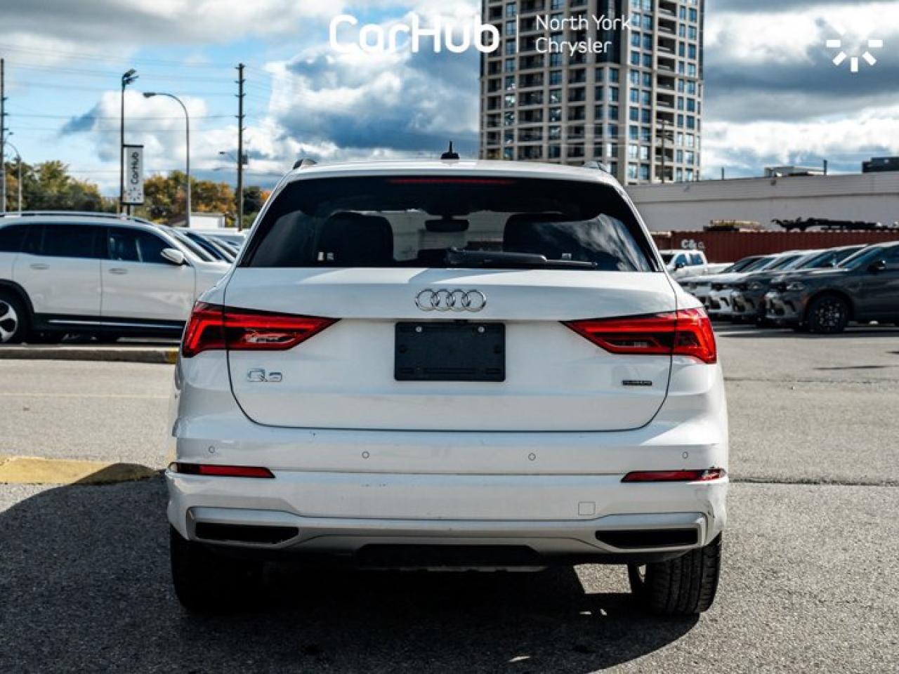 2022 Audi Q3 Komfort Panoroof Audi Pre Sense Bluetooth Heated Seats Apple CarPlay Android Auto Photo