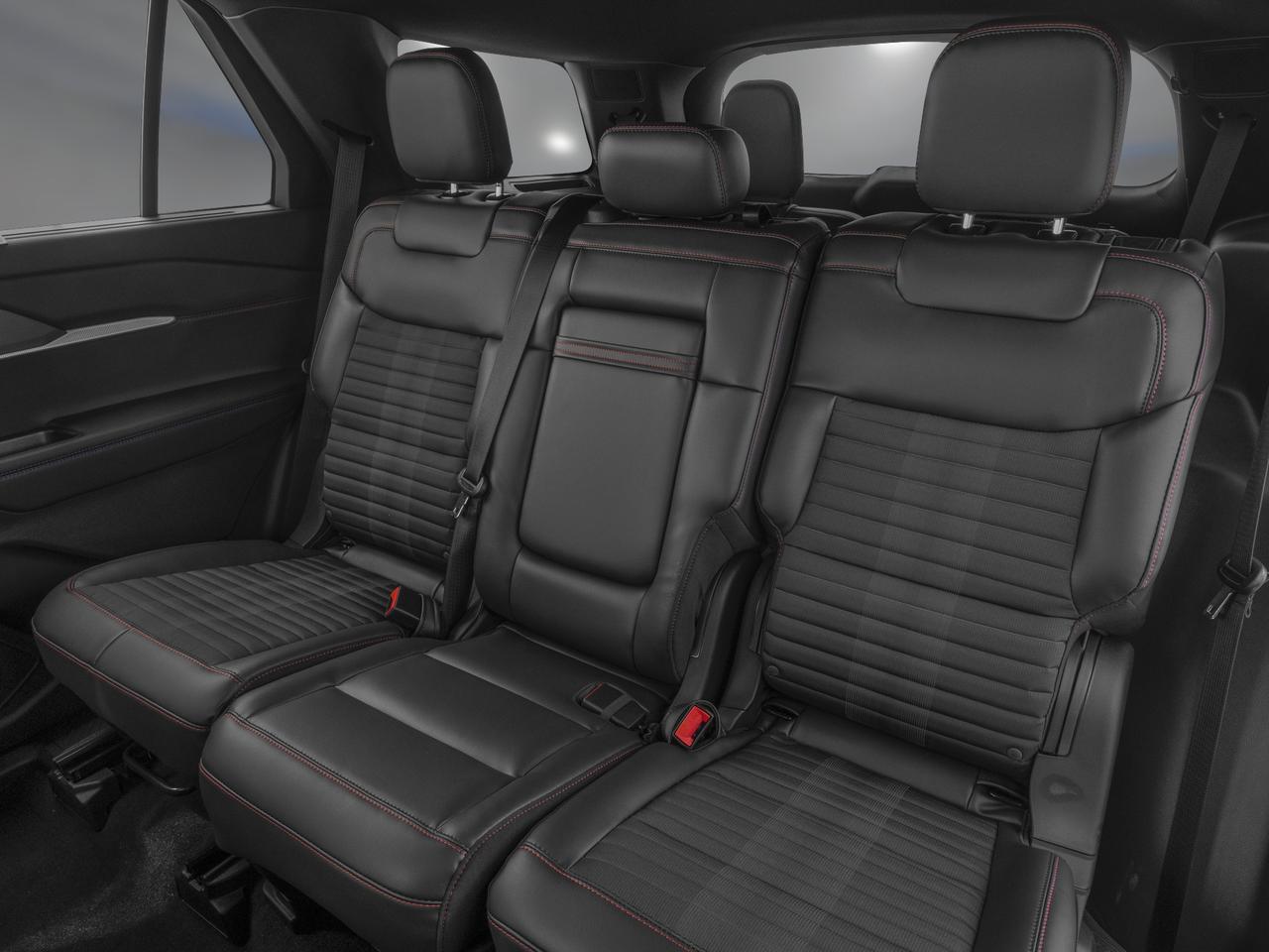 2026 Ford Explorer ST-Line Photo