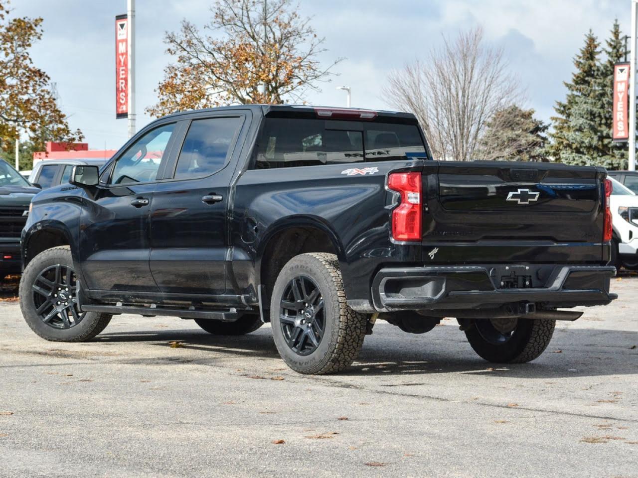 2024 Chevrolet Silverado 1500 RST Photo3