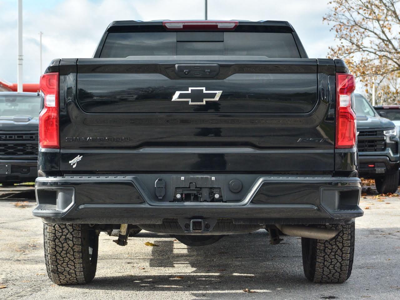 2024 Chevrolet Silverado 1500 RST Photo