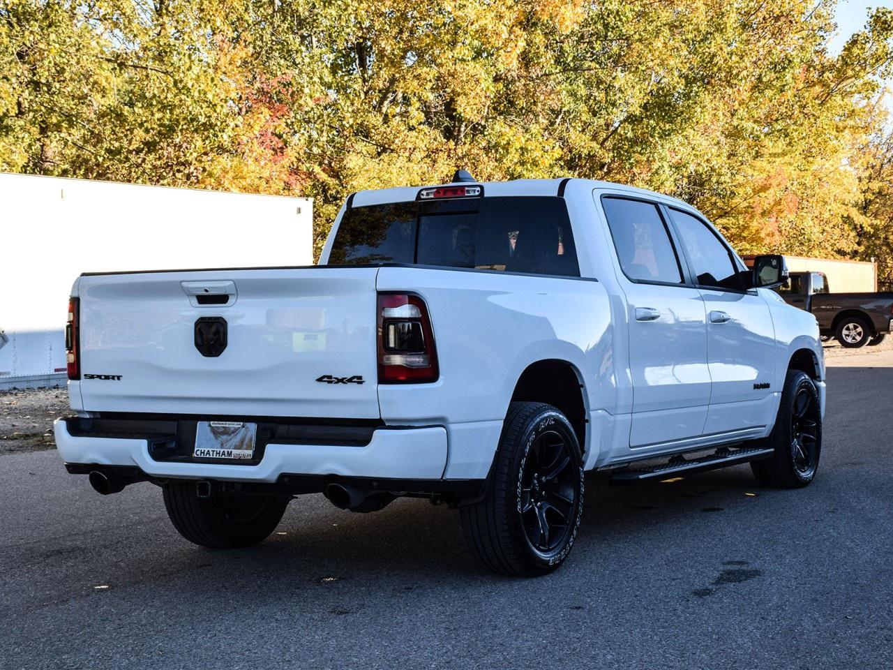 2022 RAM 1500 SPORT 4X4 CREW CAB 5'7" BOX Photo