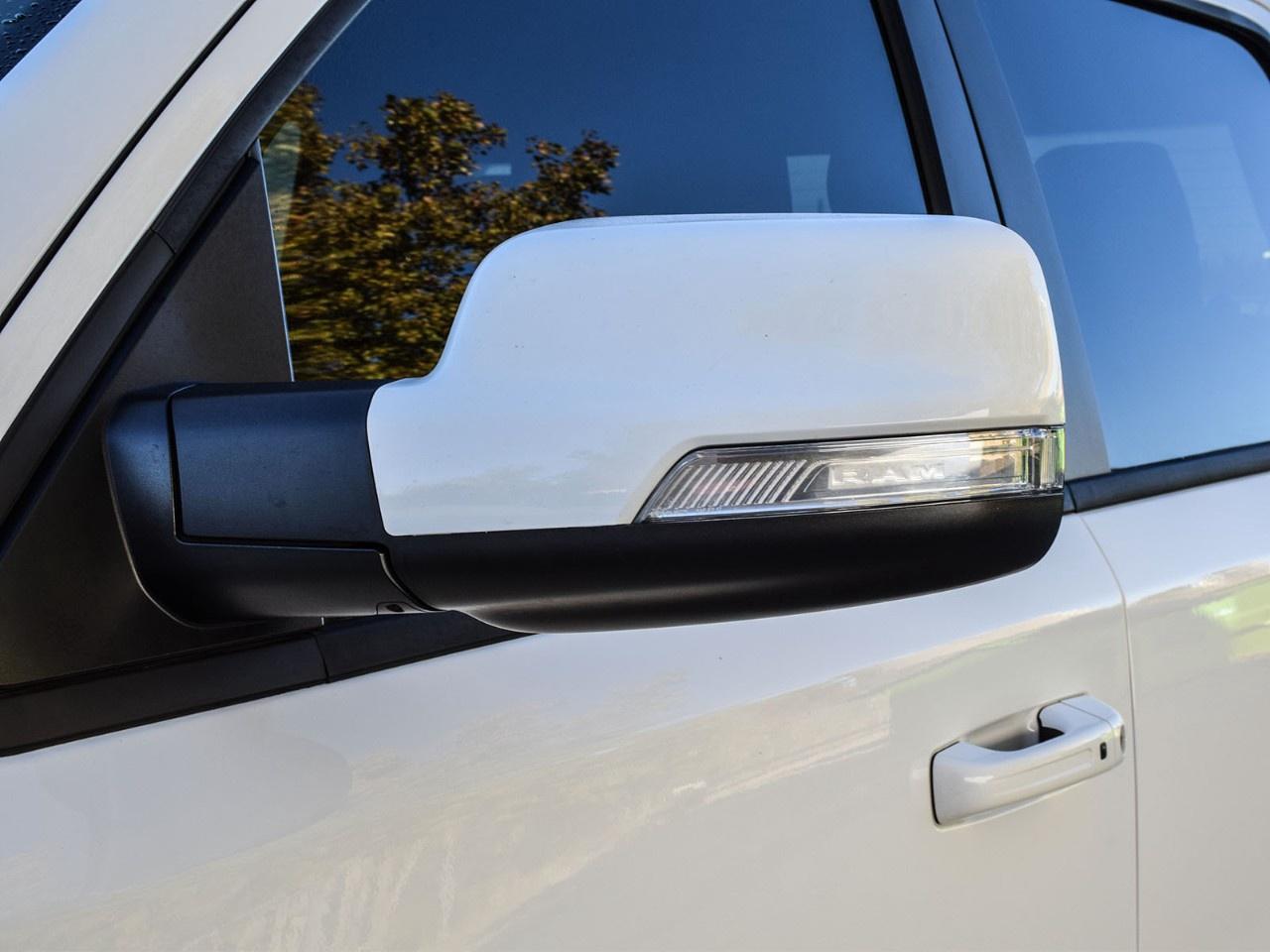 2022 RAM 1500 SPORT 4X4 CREW CAB 5'7" BOX Photo