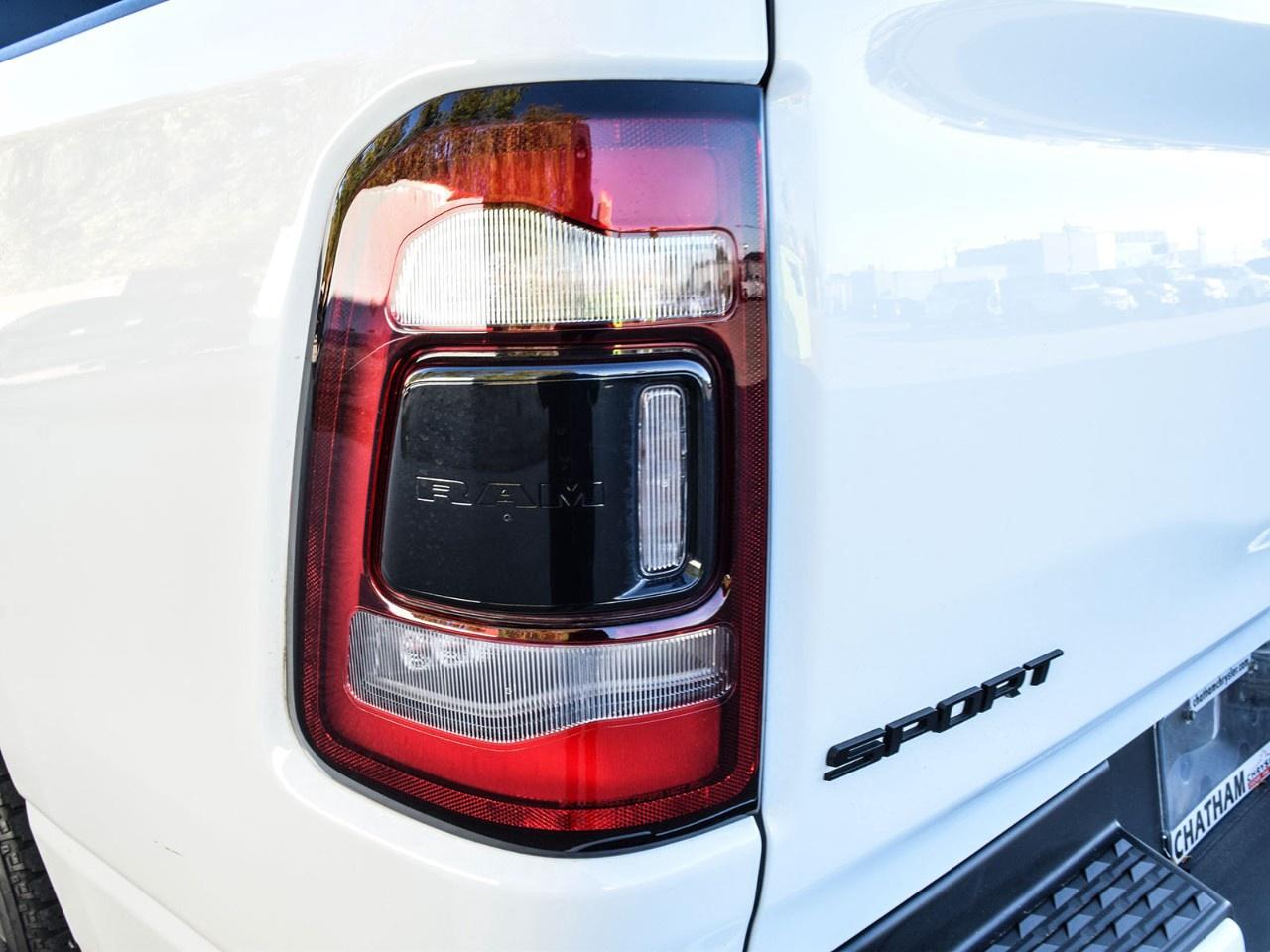 2022 RAM 1500 SPORT 4X4 CREW CAB 5'7" BOX Photo