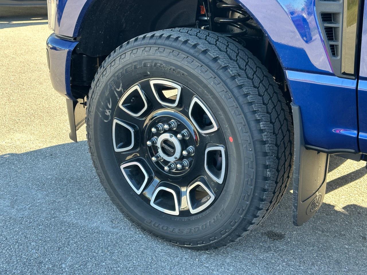 2026 Ford F-250 Super Duty SRW PLATINUM 4WD CREW CAB 6.75' BOX Photo