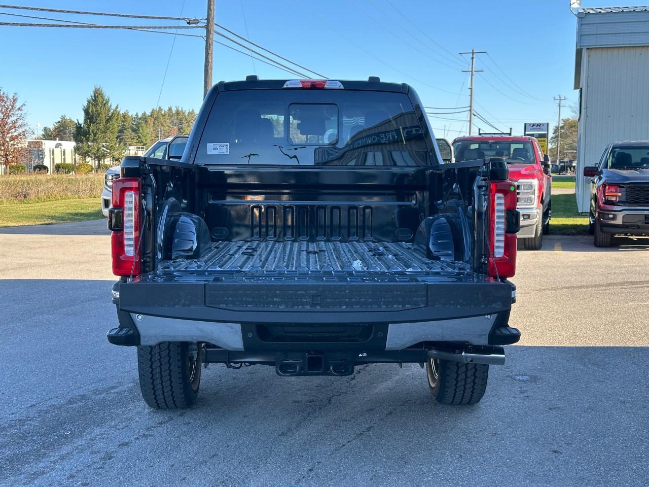 2026 Ford F-250 Super Duty SRW LARIAT 4WD CREW CAB 6.75' BOX Photo