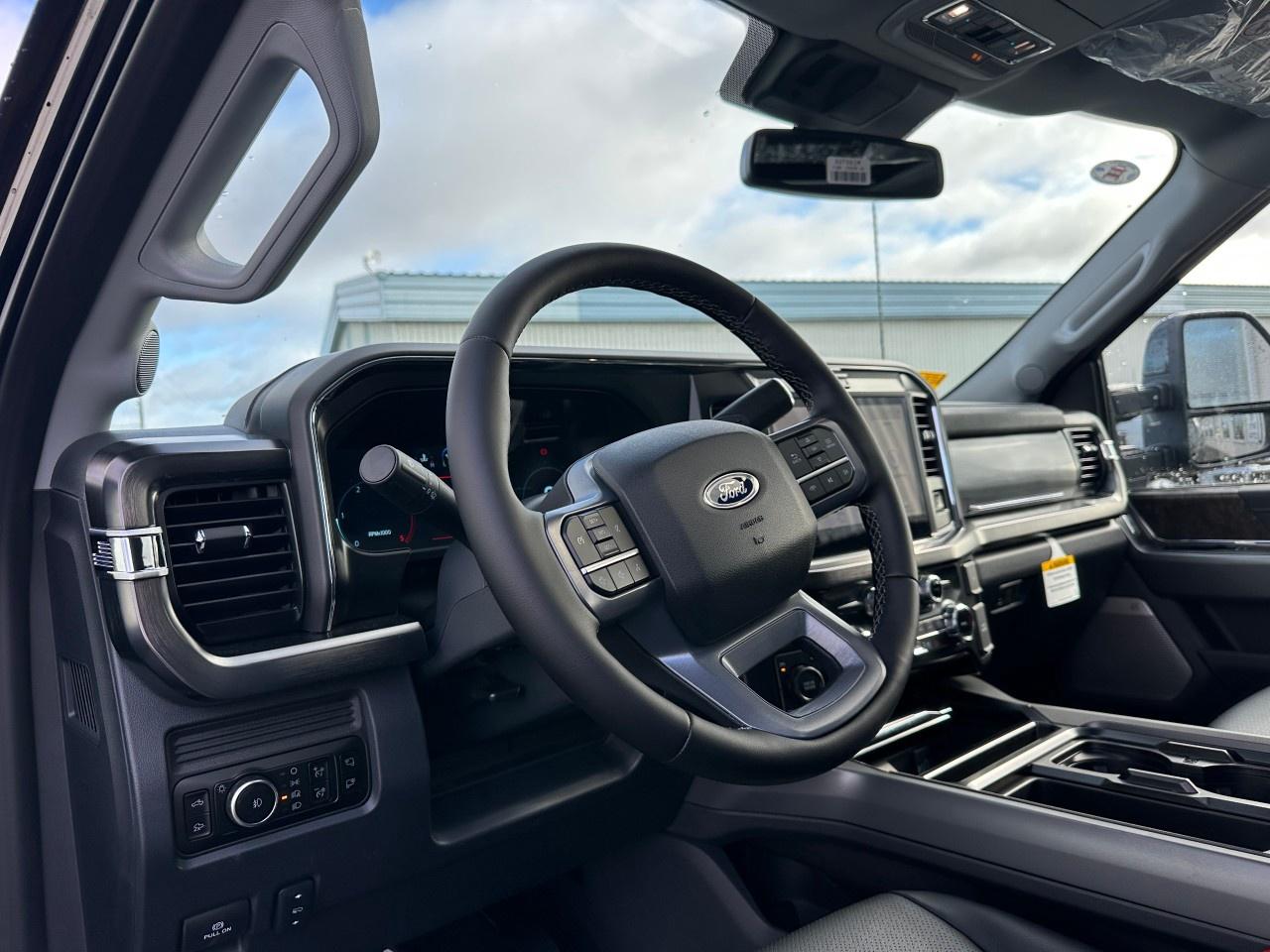 2026 Ford F-250 Super Duty SRW LARIAT 4WD CREW CAB 6.75' BOX Photo