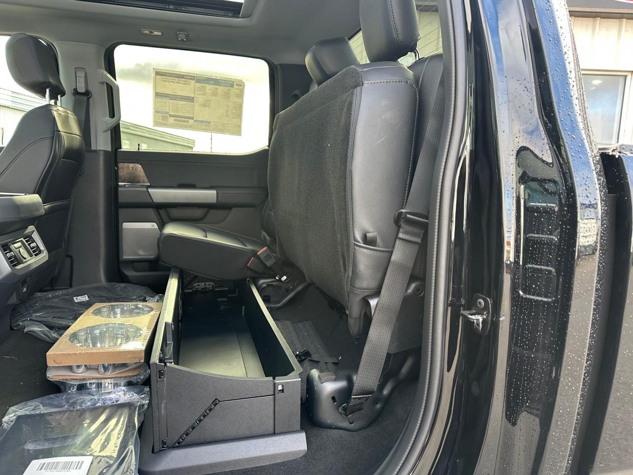 2026 Ford F-250 Super Duty SRW LARIAT 4WD CREW CAB 6.75' BOX Photo