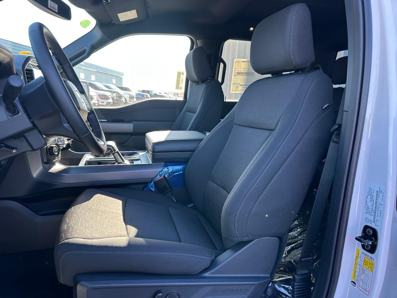 2025 Ford F-150 XLT 4WD SuperCrew 5.5' Box Photo